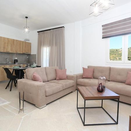 Mare Monte Luxury Apartments 2 네아 스키오니 외부 사진