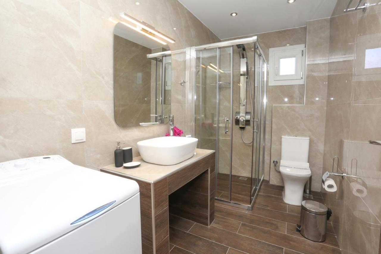 Mare Monte Luxury Apartments 2 네아 스키오니 외부 사진